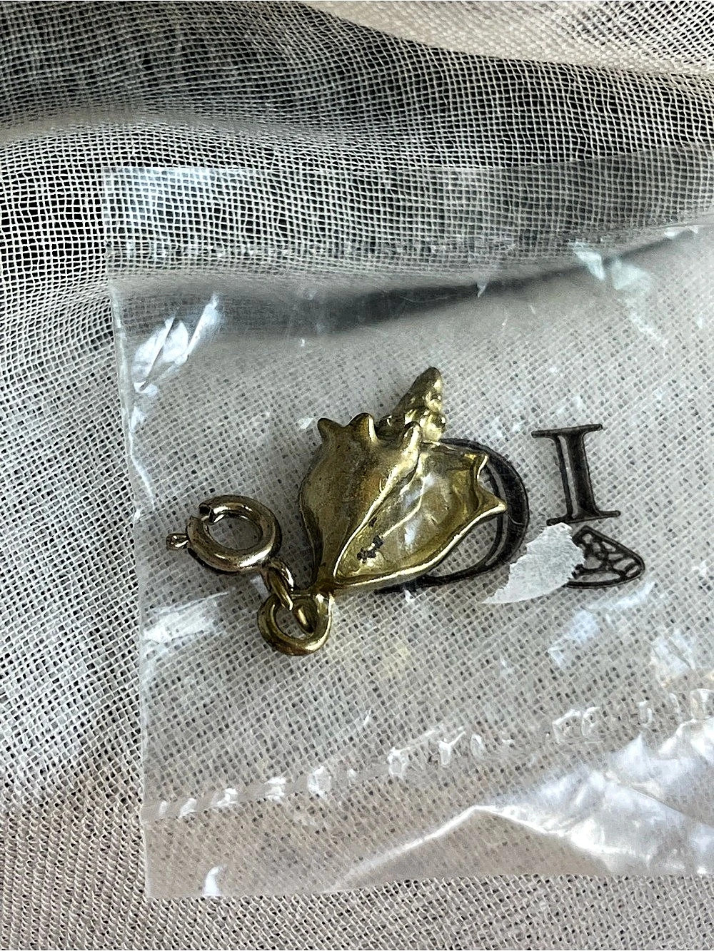 Di Gold-Tone Seashell Charm